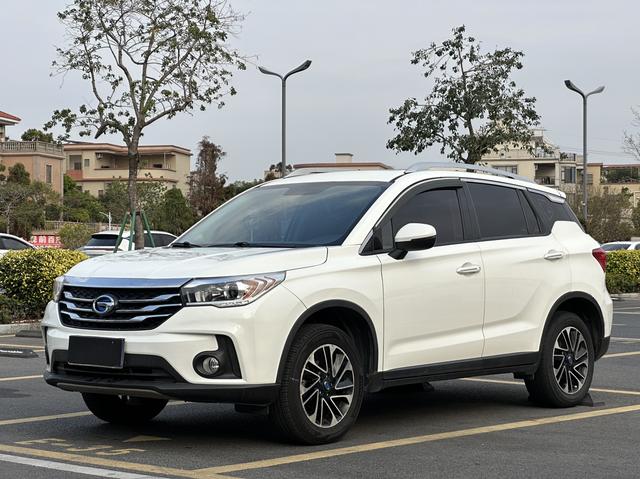 Trumpchi GS4 2015 Model 200T Manual Elite Version -u22744501 | ZEEX AUTO