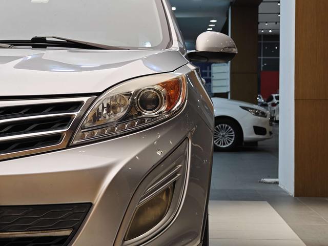 GAC Trumpchi GS5 2012 2.0L Automatic 2WD Luxury Edition -u22626011 | ZEEX AUTO