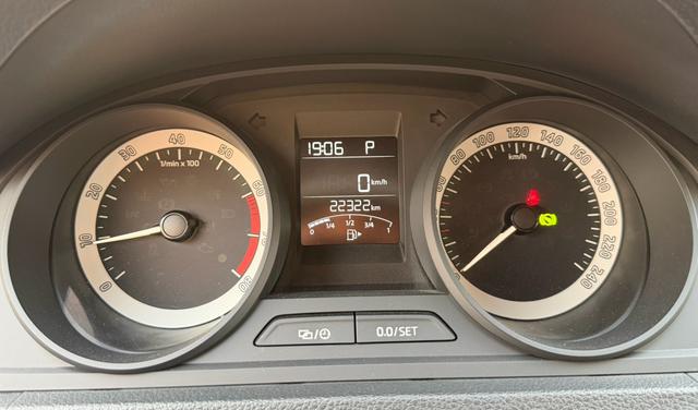 SAIC Volkswagen Skoda Rapid Spaceback 2018 1.6L Automatic Standard Version -u22476683 | ZEEX AUTO