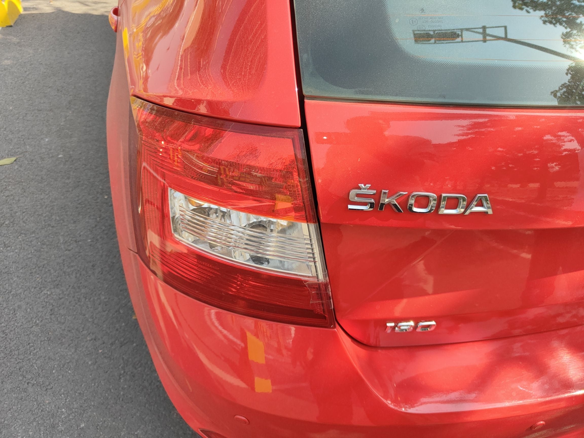 SAIC Volkswagen Skoda Rapid Spaceback 2018 1.6L Automatic Standard Version -u22476683 | ZEEX AUTO