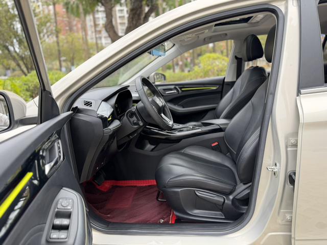SAIC Motor Roewe i5 2021 Model 1.5L CVT Diamond Edition -u22742189 | ZEEX AUTO