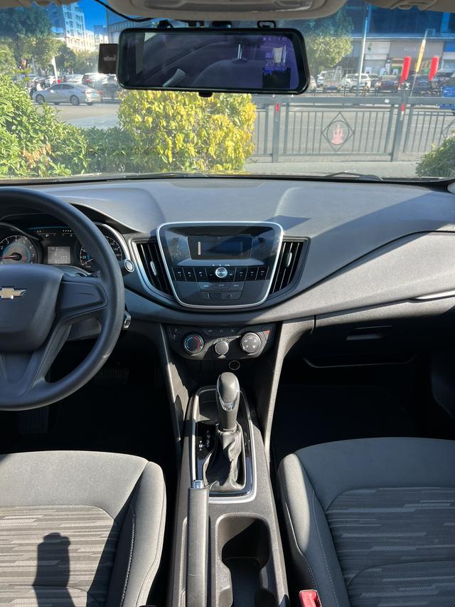 SAIC-GM Chevrolet Cavalier 2019 320 Automatic Enjoy Sunroof Edition -u22404209 | ZEEX AUTO