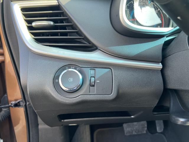 SAIC-GM Chevrolet Cavalier 2019 320 Automatic Enjoy Sunroof Edition -u22404209 | ZEEX AUTO