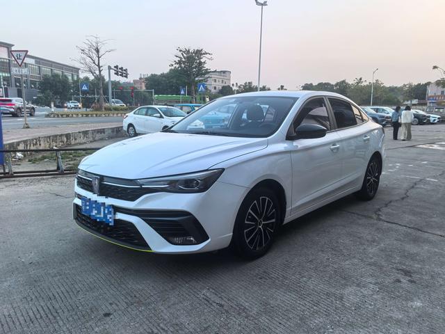 SAIC Motor Roewe i5 2021 1.5L CVT Platinum Edition -u22336153 | ZEEX AUTO