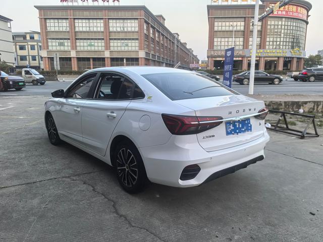 SAIC Motor Roewe i5 2021 1.5L CVT Platinum Edition -u22336153 | ZEEX AUTO