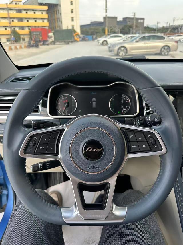 Zotye Damai X7 2017 1.8T DCT Premium Version -u22734545 | ZEEX AUTO
