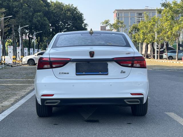 SAIC Motor Roewe i6 Classic 2018 Model 20T Automatic Internet Smart Edition -u22699846 | ZEEX AUTO