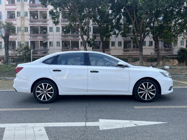 SAIC Motor Roewe i6 Classic 2018 Model 20T Automatic Internet Smart Edition -u22699846 | ZEEX AUTO