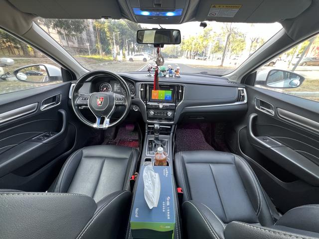 SAIC Motor Roewe i6 Classic 2018 Model 20T Automatic Internet Smart Edition -u22699846 | ZEEX AUTO