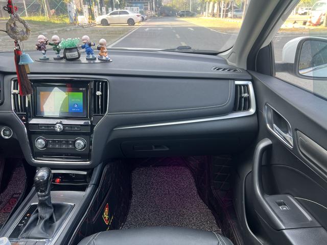 SAIC Motor Roewe i6 Classic 2018 Model 20T Automatic Internet Smart Edition -u22699846 | ZEEX AUTO