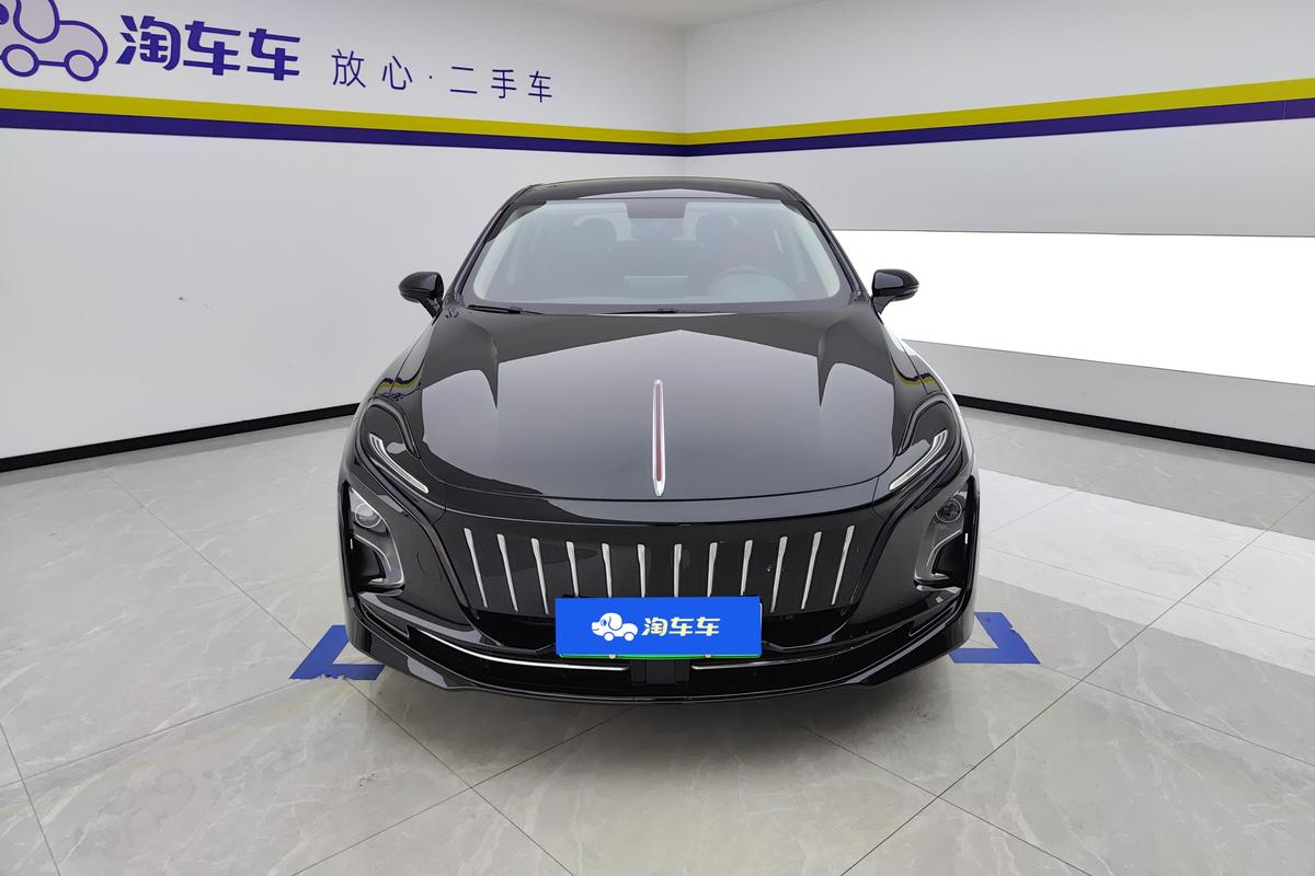 Hongqi E-QM5 2023 Facelift Basic Travel Version -u22418778 | ZEEX AUTO