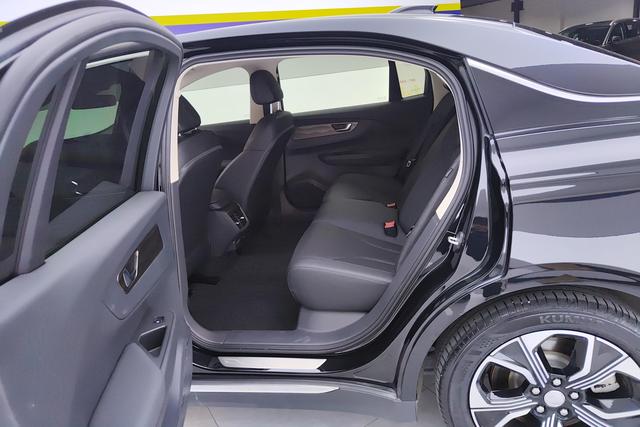 Hongqi E-QM5 2023 Facelift Basic Travel Version -u22418778 | ZEEX AUTO