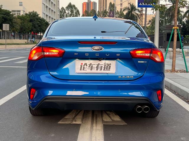 Ford Focus 2020 EcoBoost 180 -u22832134 | ZEEX AUTO