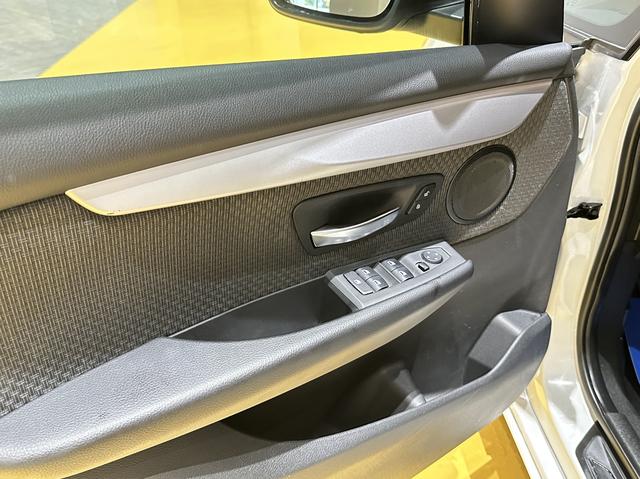 BMW Brilliance 2 Series Active Tourer 2016 Model 218i Fashion Version -u20679631 | ZEEX AUTO