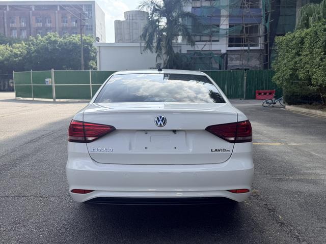 SAIC Volkswagen Lavida 2019 Sail 1.5L Automatic Fashion Edition National VI -u22163233 | ZEEX AUTO