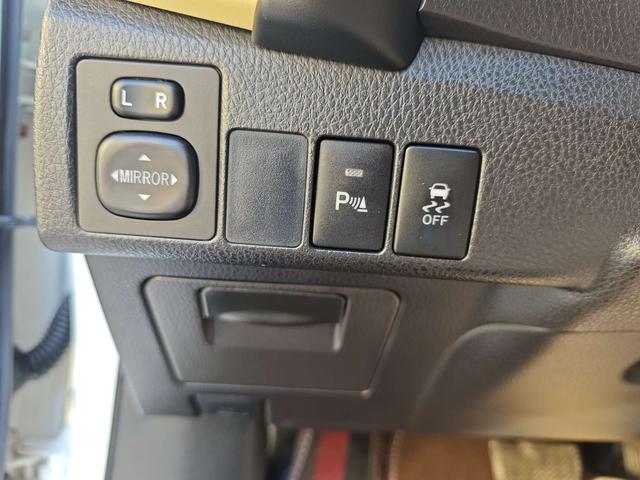 FAW Toyota Corolla 2017 Facelift Hybrid 1.8L E-CVT Elite Edition National V -u21686252 | ZEEX AUTO