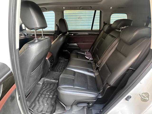 GAC Trumpchi GS8 2017 Model 320T 2WD Premium Version 7-Seater -u22577846 | ZEEX AUTO