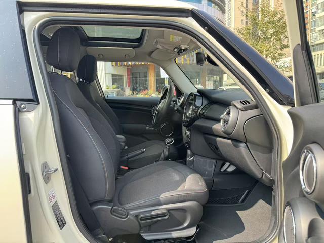MINI 2016 Model 1.2T ONE Pioneer 5-Door Version -u22836610 | ZEEX AUTO