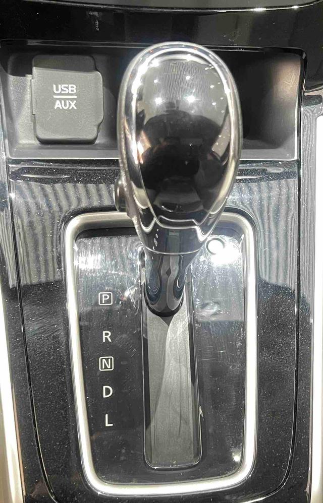 Dongfeng Nissan Sylphy 2018 1.6XV CVT Premium Edition -u22840103 | ZEEX AUTO