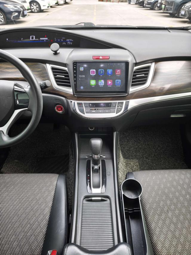 Dongfeng Honda Jade 2017 Model 1.8L Automatic Comfort 5-Seater -u22869522 | ZEEX AUTO