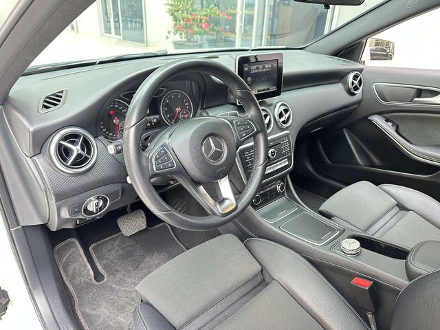 Mercedes-Benz A-Class (Imported) 2017 Facelift A 200 Dynamic -u22523496 | ZEEX AUTO