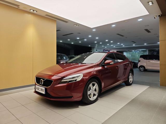 Volvo V40 2018 T3 -u22532787 | ZEEX AUTO