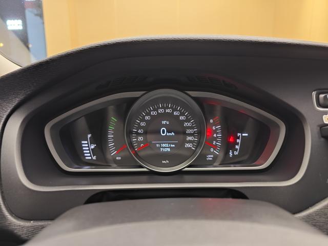 Volvo V40 2018 T3 -u22532787 | ZEEX AUTO