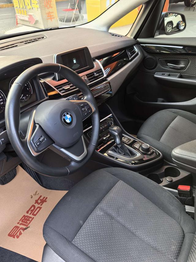 BMW Brilliance 2 Series Gran Tourer 2018 218i Fashion Version -u22672363 | ZEEX AUTO