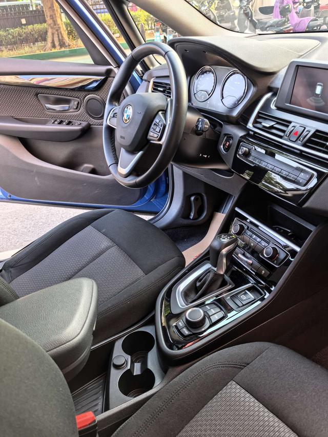 BMW Brilliance 2 Series Gran Tourer 2018 218i Fashion Version -u22672363 | ZEEX AUTO