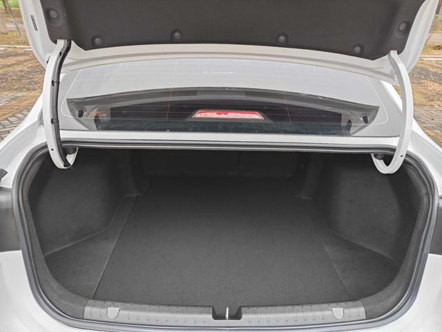 Geely Emgrand 2023 4th Generation Champion Edition 1.5L CVT Premium Model -u22874921 | ZEEX AUTO