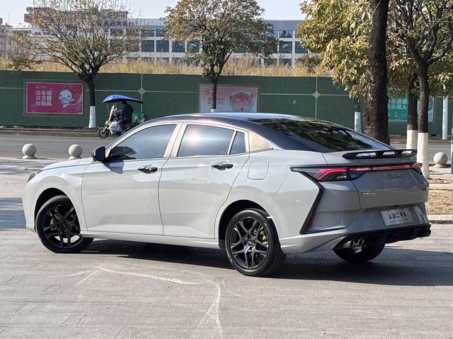 Dongfeng Yixuan 2023 1.5T Automatic Dream Chaser Knight Edition -u22505519 | ZEEX AUTO