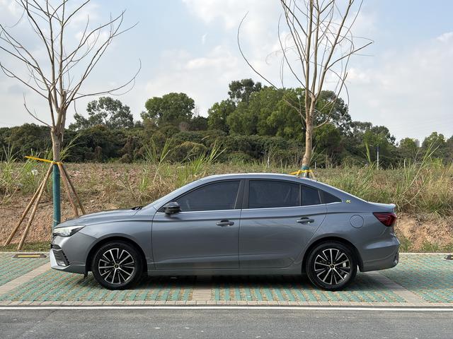 SAIC Motor Roewe i5 2021 1.5L CVT Star Edition -u22729500 | ZEEX AUTO