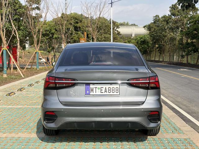 SAIC Motor Roewe i5 2021 1.5L CVT Star Edition -u22729500 | ZEEX AUTO