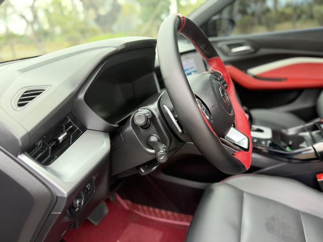 SAIC Motor MG5 2023 300TGI DCT Premium Sport Edition -u22868506 | ZEEX AUTO