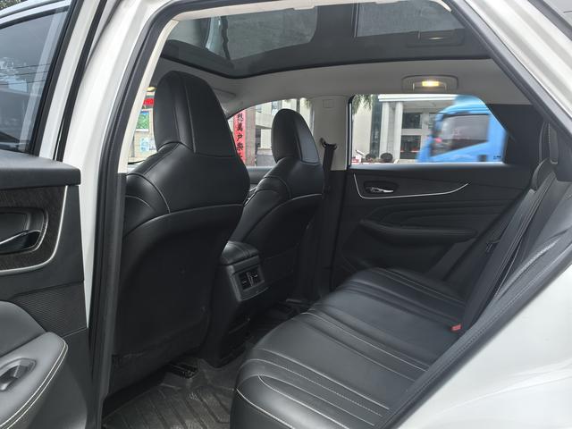 Dongfeng Nissan Venucia Big V 2022 260T Idol Edition -u22627056 | ZEEX AUTO