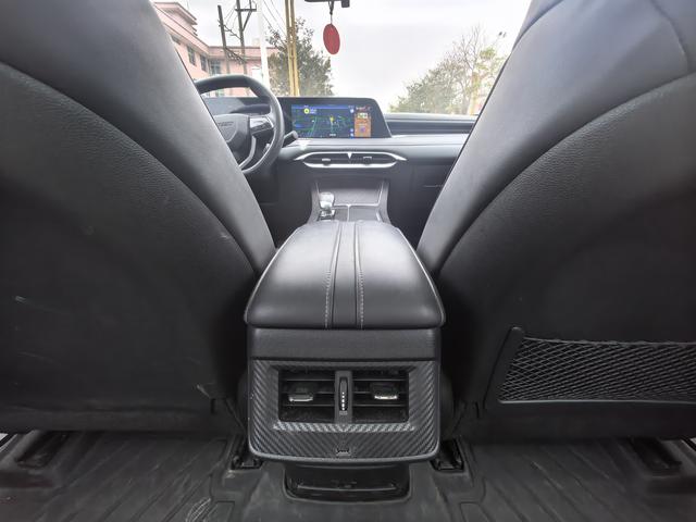 Dongfeng Nissan Venucia Big V 2022 260T Idol Edition -u22627056 | ZEEX AUTO