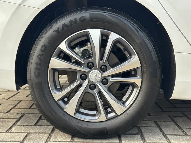 Changan Eado 2023 PLUS Enjoyment Edition Blue Whale NE 1.4T GDI DCT Premium Type -u22228684 | ZEEX AUTO