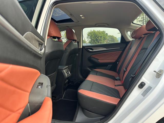 Changan Eado 2023 PLUS Enjoyment Edition Blue Whale NE 1.4T GDI DCT Premium Type -u22228684 | ZEEX AUTO