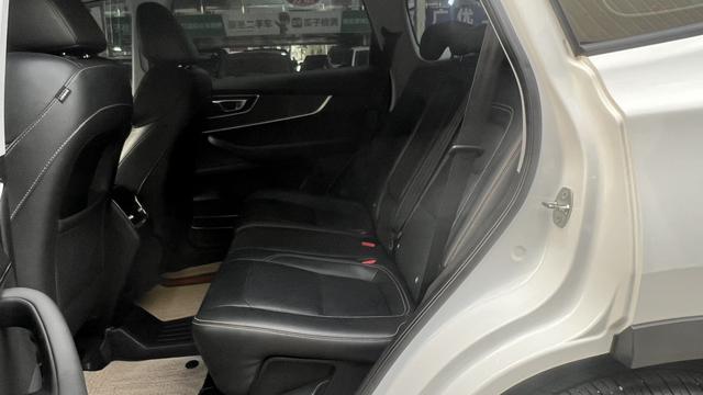 Chery Tiggo 8 2021 230TCI Manual Fashion Version -u22698481 | ZEEX AUTO