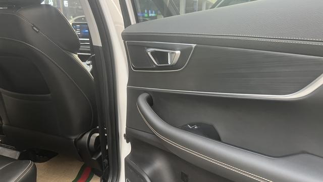 Chery Tiggo 8 2021 230TCI Manual Fashion Version -u22698481 | ZEEX AUTO
