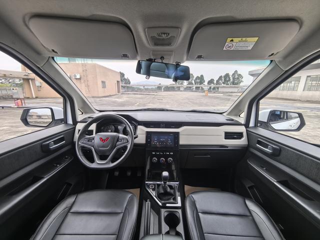 SAIC-GM-Wuling Zhengcheng 2021 1.5T Manual Luxury Model -u22359331 | ZEEX AUTO