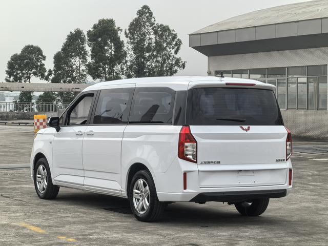 SAIC-GM-Wuling Zhengcheng 2021 1.5T Manual Luxury Model -u22359331 | ZEEX AUTO