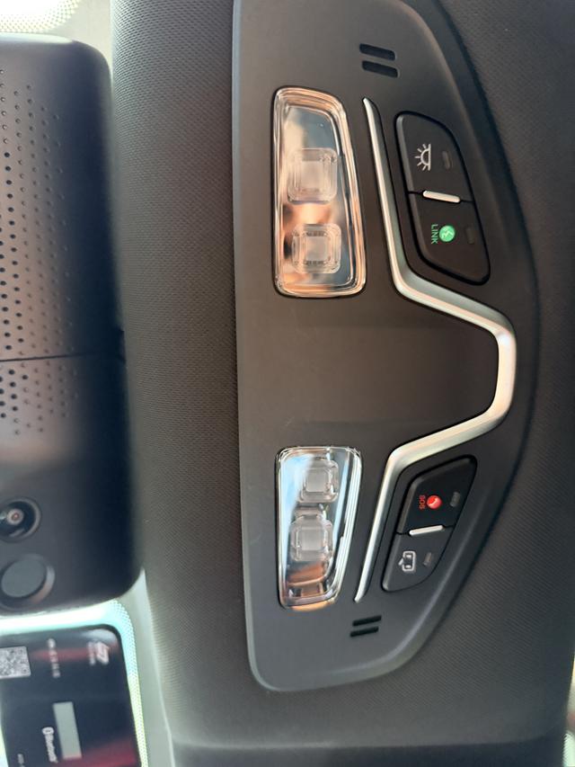GAC Trumpchi Shadow Leopard 2023 2.0L DHT Intelligent Hybrid Edition Used Car for Sale in Ghana -u22499736 | ZEEX AUTO