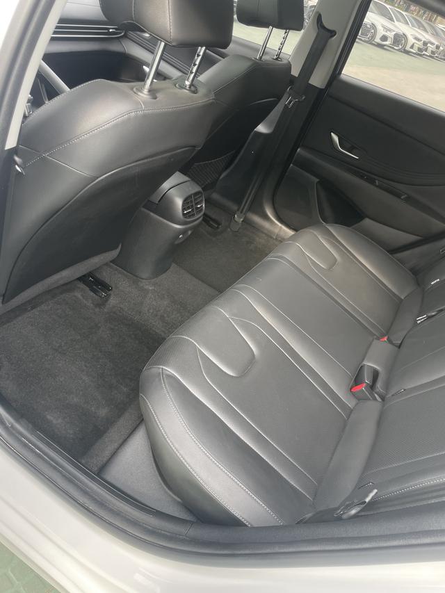 Beijing Hyundai Elantra 2022 1.5L CVT LUX Premium Edition Used Car for Sale in Ghana -u23051322 | ZEEX AUTO