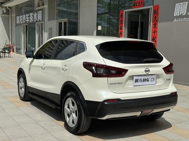 Dongfeng Nissan Qashqai 2023 Classic 2.0L Comfort Version Used Car for Sale in Ghana -u22868328 | ZEEX AUTO
