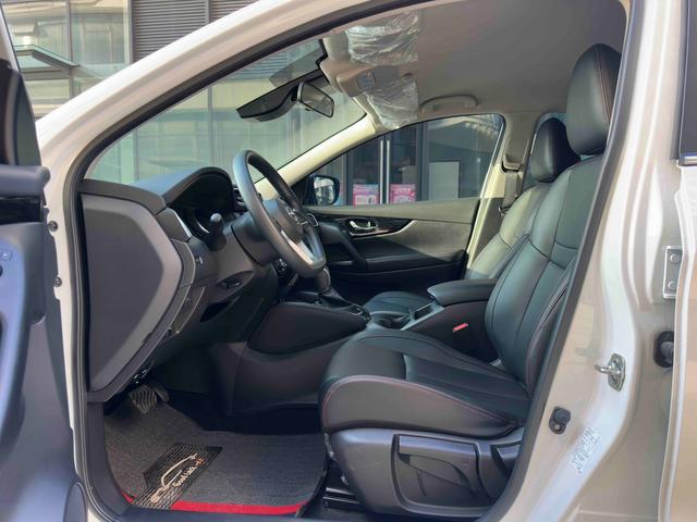 Dongfeng Nissan Qashqai 2023 Classic 2.0L Comfort Version Used Car for Sale in Ghana -u23045678 | ZEEX AUTO