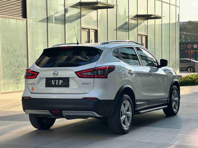 Dongfeng Nissan Qashqai 2023 Classic 2.0L Comfort Version Used Car for Sale in Ghana -u23045678 | ZEEX AUTO