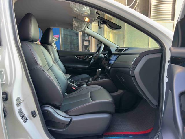 Dongfeng Nissan Qashqai 2023 Classic 2.0L Comfort Version Used Car for Sale in Ghana -u23045678 | ZEEX AUTO