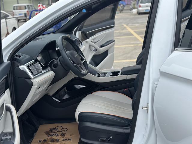 BYD Song PLUS DM 2023 DM-i Champion Edition 110KM Flagship PLUS Used Car for Sale in Ghana -u22769470 | ZEEX AUTO