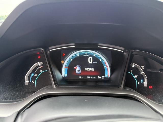 Dongfeng Honda Civic 2020 HATCHBACK 220TURBO CVT Sharp Control Edition Used Car for Sale in Ghana -u22935315 | ZEEX AUTO
